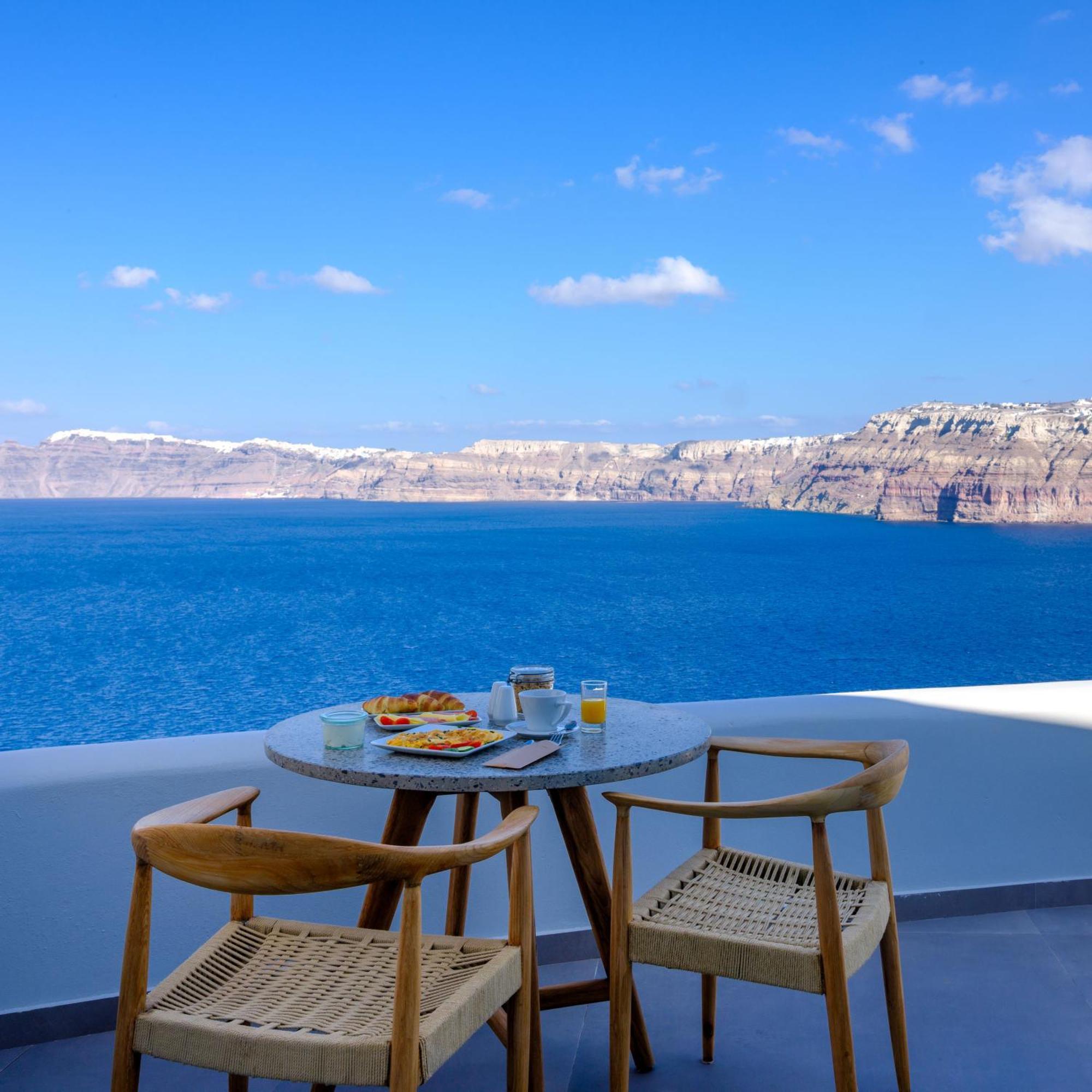 Neptune Luxury Suites Akrotírion Dış mekan fotoğraf