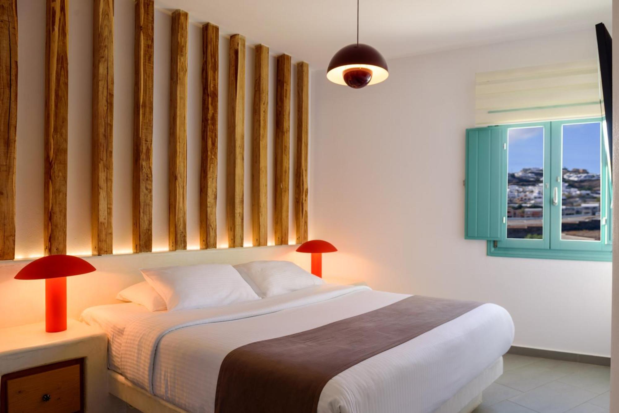 Neptune Luxury Suites Akrotírion Dış mekan fotoğraf