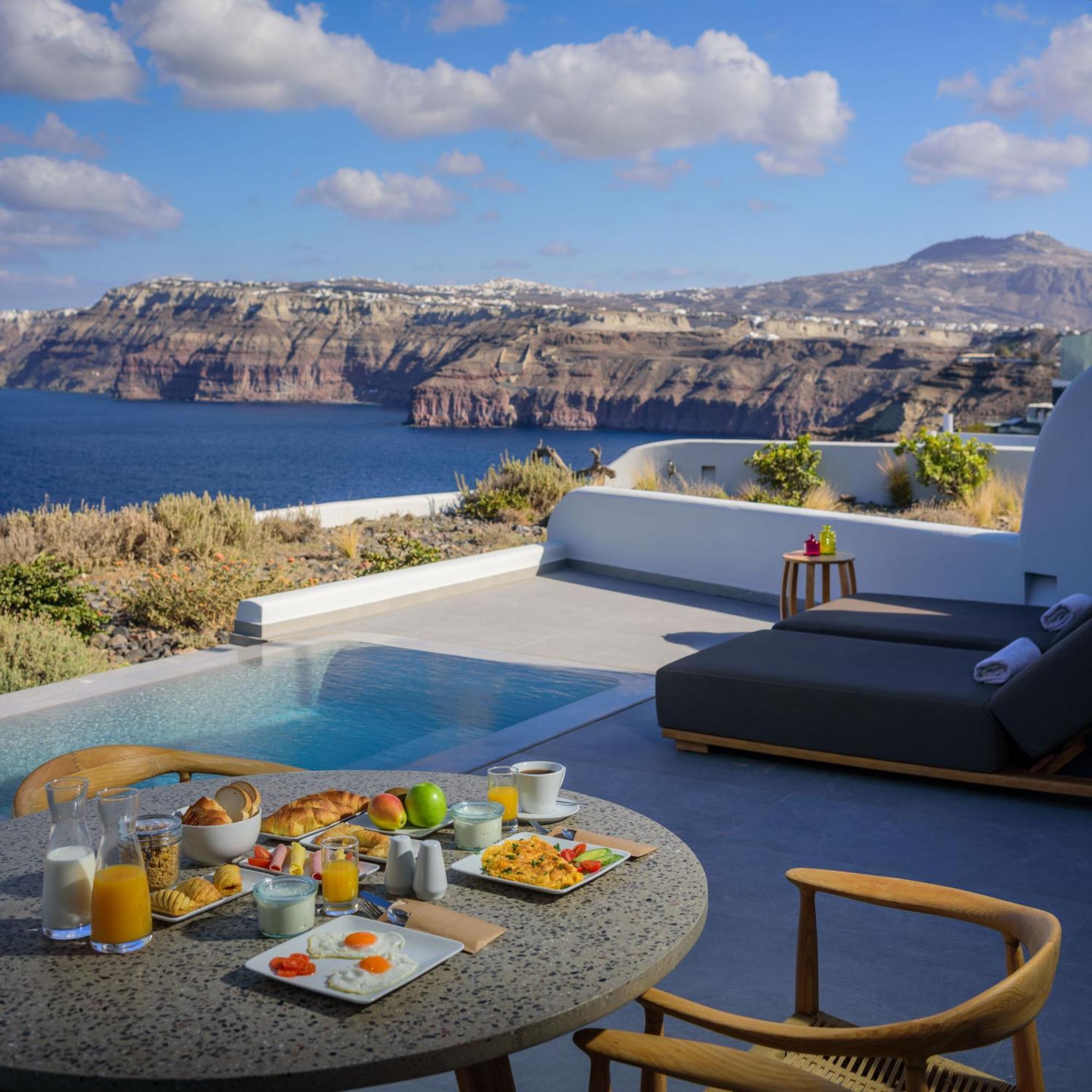 Neptune Luxury Suites Akrotírion Dış mekan fotoğraf