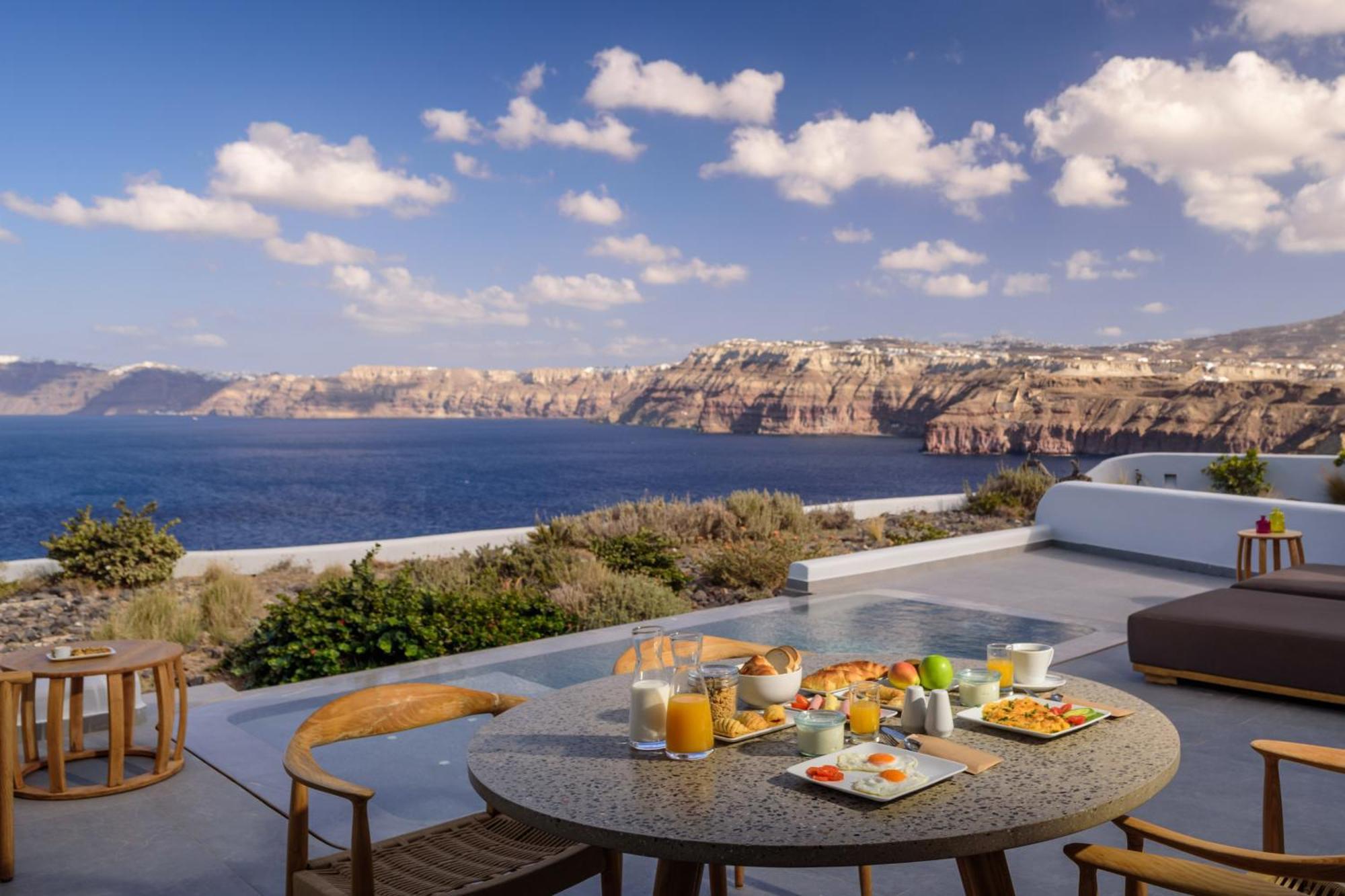 Neptune Luxury Suites Akrotírion Dış mekan fotoğraf
