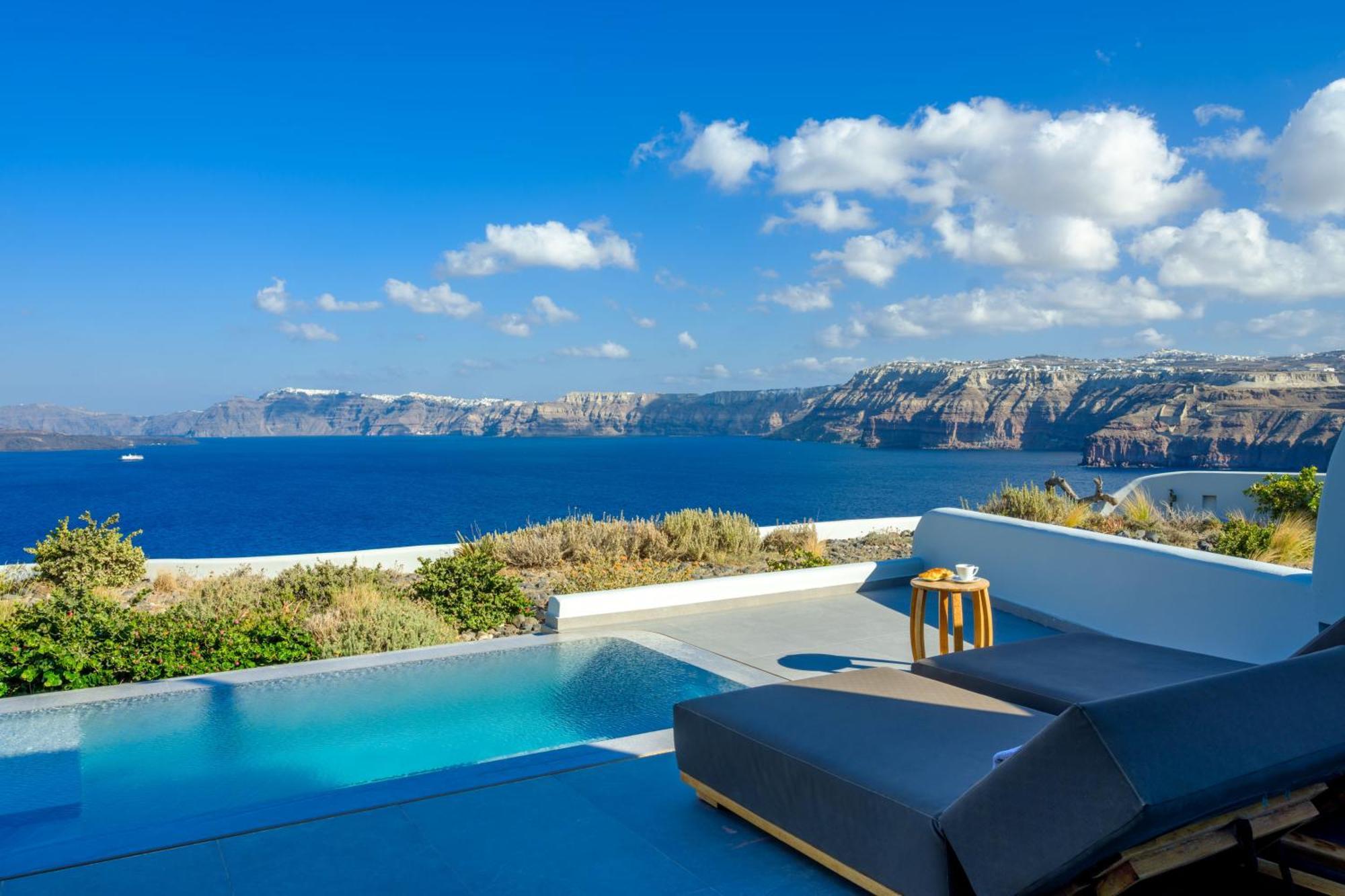 Neptune Luxury Suites Akrotírion Dış mekan fotoğraf