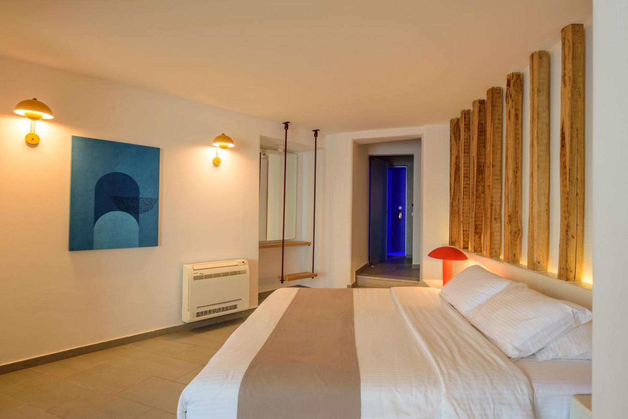 Neptune Luxury Suites Akrotírion Dış mekan fotoğraf
